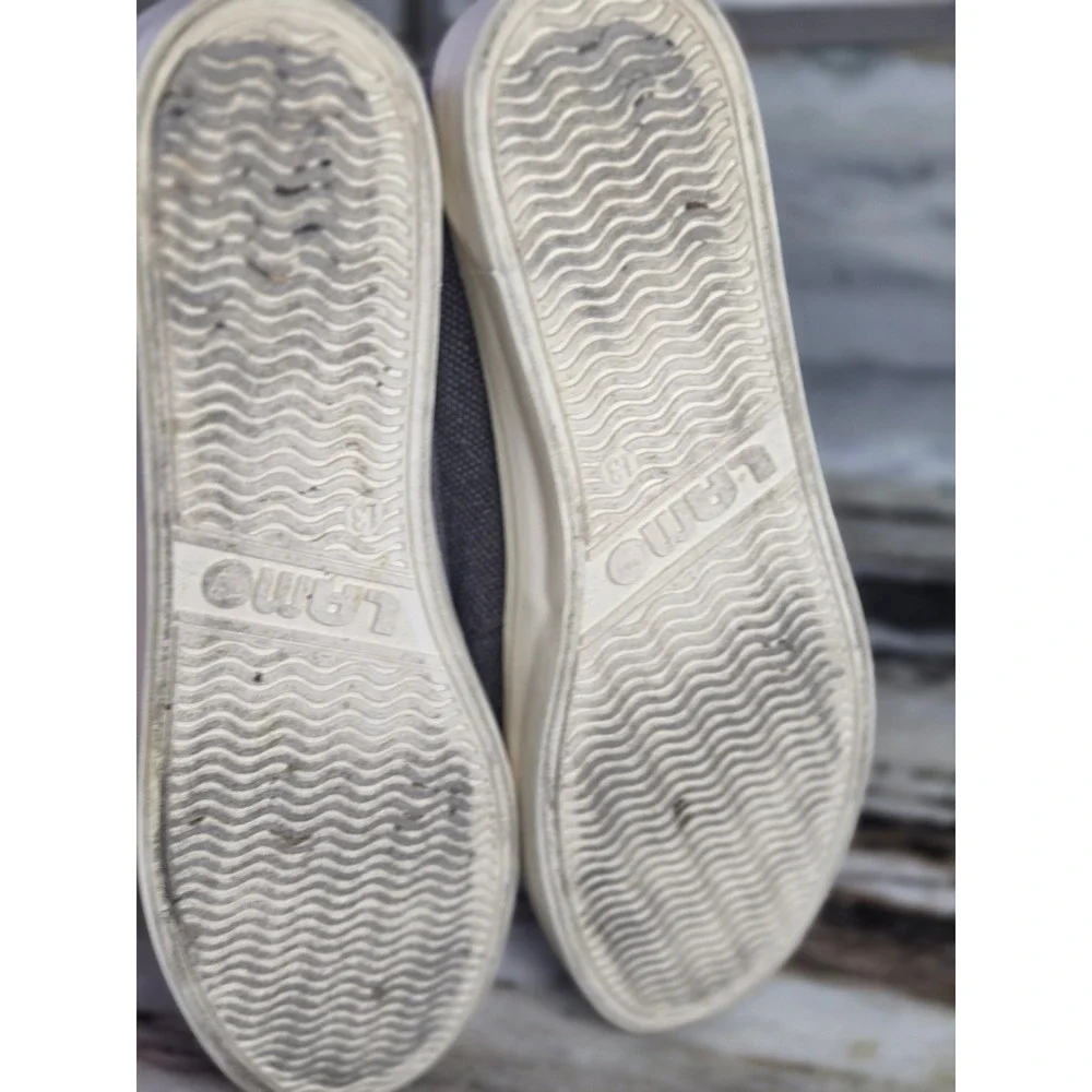 Lamo Women Charcoal Gray Canvas Boat Shoes Loafers Size 13‎